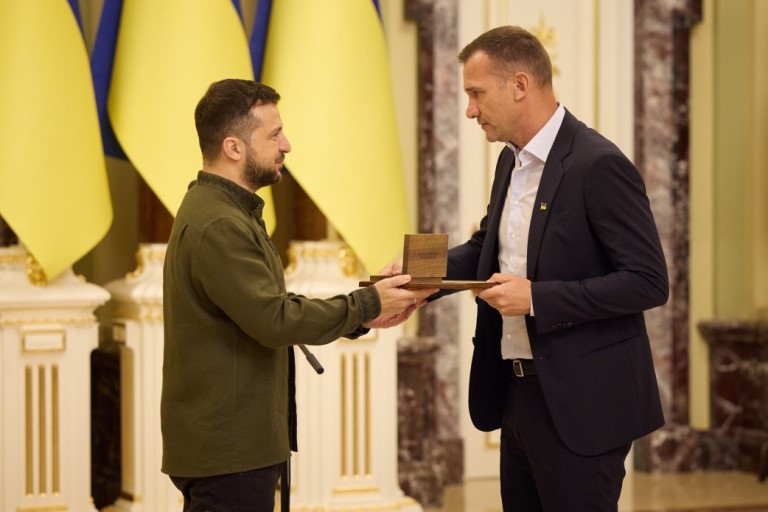Легендарниот Шевченко влегува во политиката, ќе соработува со Зеленски!